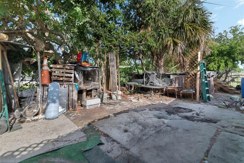 For Sale: $245,000 (3 beds, 2 baths, 2226 Square Feet)