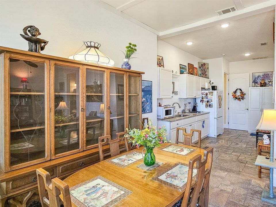 待售: $1,195,000 (3 贝兹, 3 浴室, 2252 平方英尺)