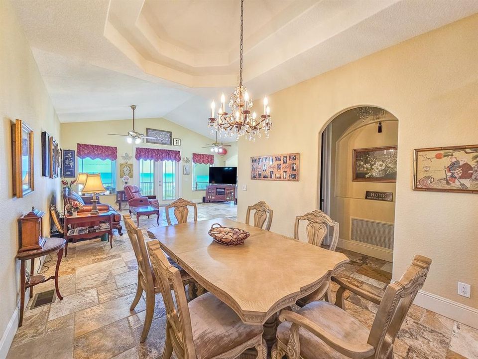 待售: $1,195,000 (3 贝兹, 3 浴室, 2252 平方英尺)