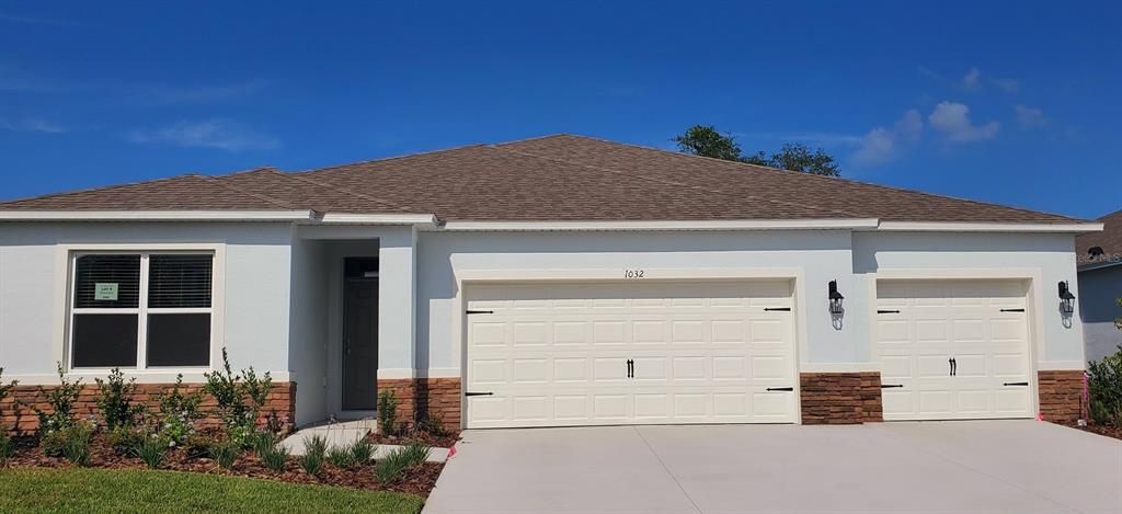 最近售出: $436,990 (4 贝兹, 3 浴室, 2336 平方英尺)