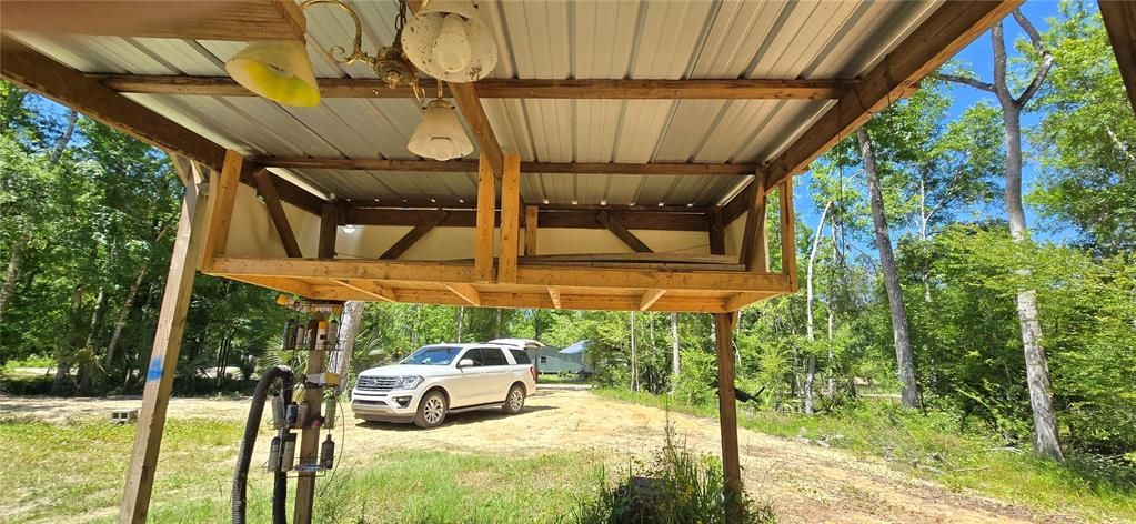 待售: $89,000 (2 贝兹, 1 浴室, 696 平方英尺)