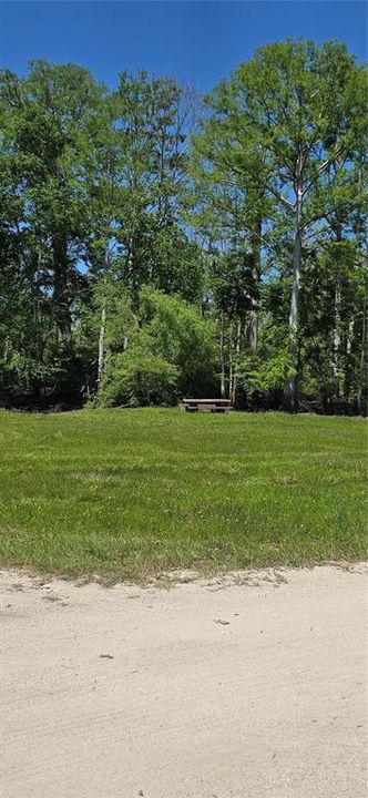 待售: $89,000 (2 贝兹, 1 浴室, 696 平方英尺)