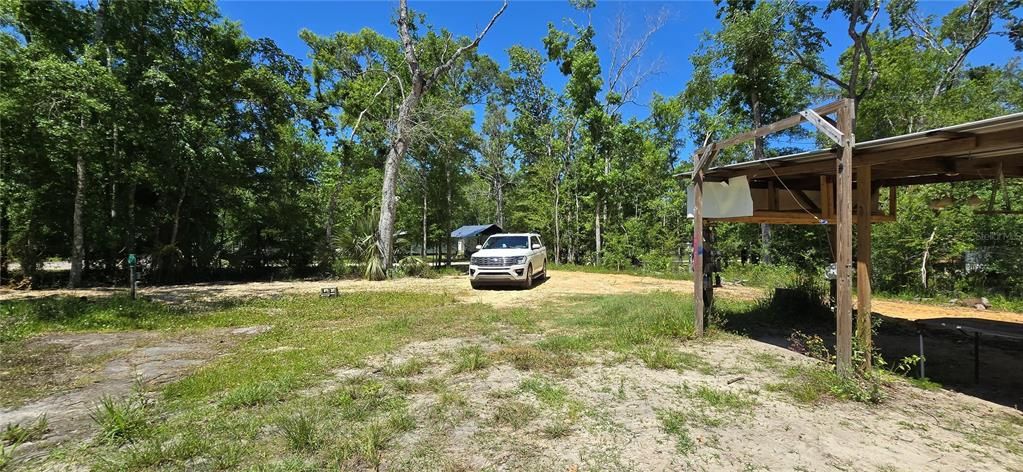 待售: $89,000 (2 贝兹, 1 浴室, 696 平方英尺)