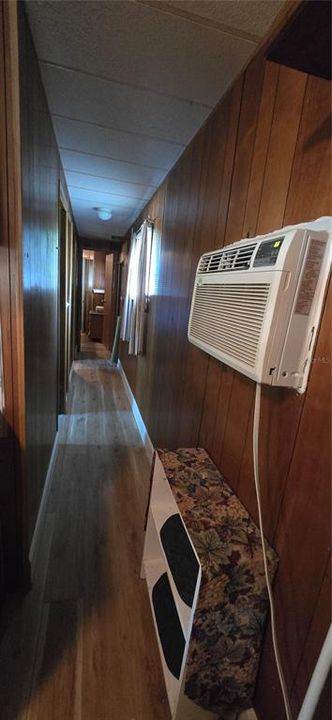 待售: $89,000 (2 贝兹, 1 浴室, 696 平方英尺)