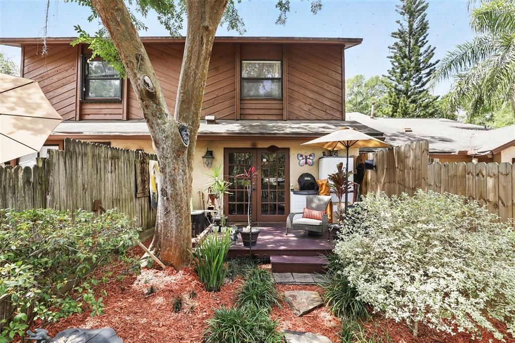 待售: $199,900 (2 贝兹, 2 浴室, 1225 平方英尺)