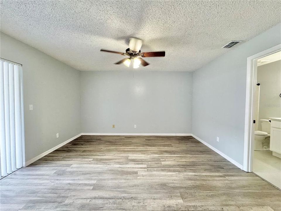 For Rent: $1,450 (2 beds, 2 baths, 1073 Square Feet)