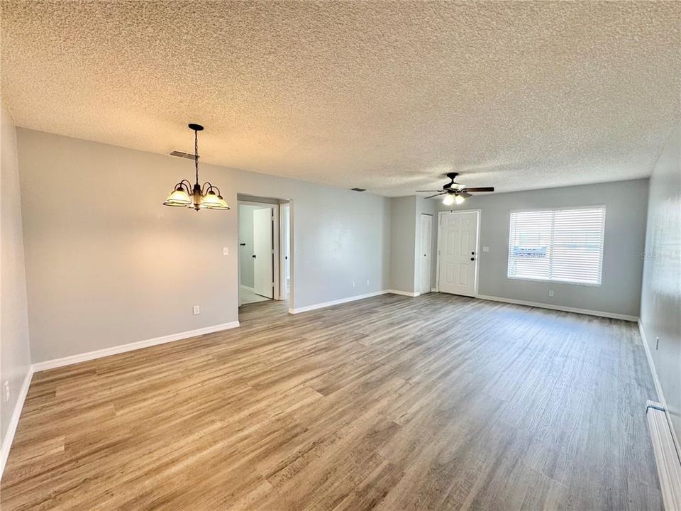 For Rent: $1,450 (2 beds, 2 baths, 1073 Square Feet)