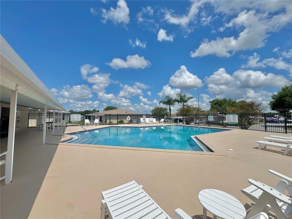 For Rent: $1,450 (2 beds, 2 baths, 1073 Square Feet)