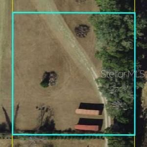 На продажу: $69,000 (1.01 acres)