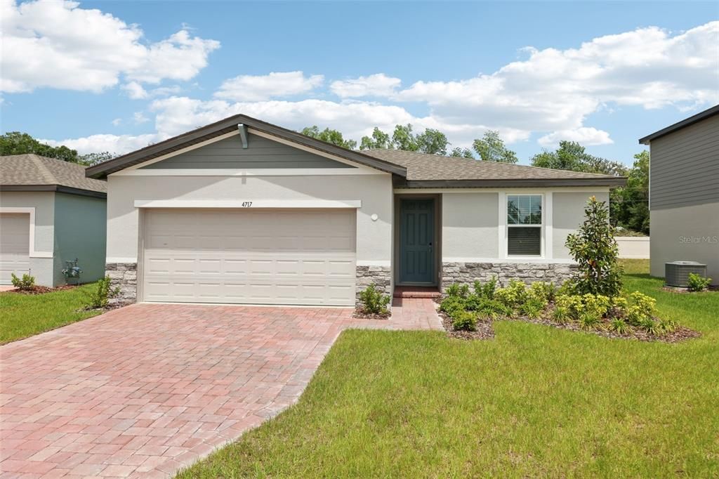 最近售出: $318,165 (3 贝兹, 2 浴室, 1695 平方英尺)