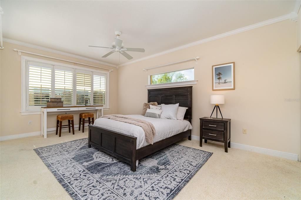 For Sale: $275,000 (3 beds, 2 baths, 1586 Square Feet)