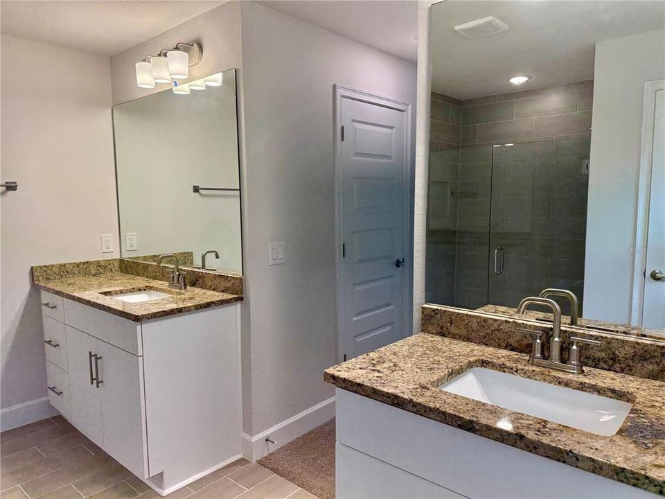 Под контрактом: $406,900 (4 спален, 3 ванн, 2265 Квадратных фут)