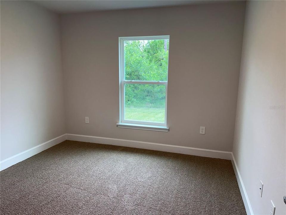 Под контрактом: $406,900 (4 спален, 3 ванн, 2265 Квадратных фут)