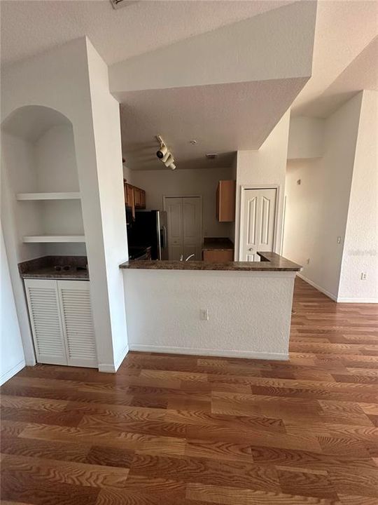 На продажу: $229,000 (3 спален, 2 ванн, 1285 Квадратных фут)