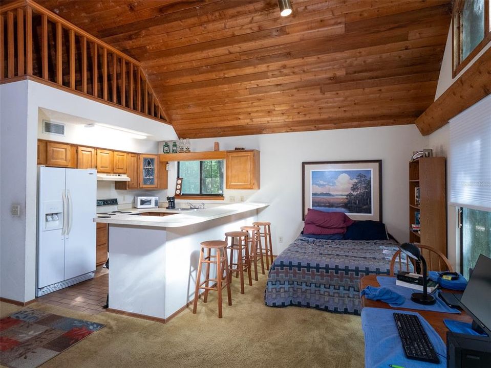 For Sale: $2,886,950 (3 beds, 1 baths, 1954 Square Feet)