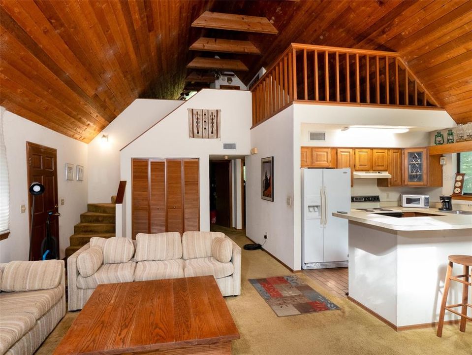 For Sale: $2,886,950 (3 beds, 1 baths, 1954 Square Feet)