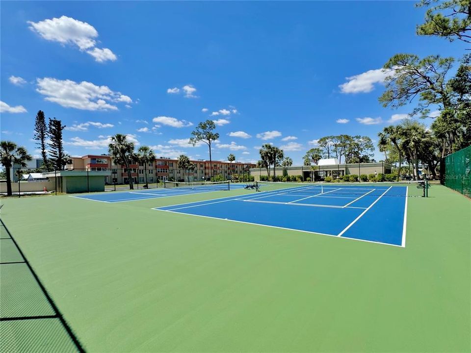 Activo con contrato: $62,000 (1 camas, 1 baños, 672 Pies cuadrados)