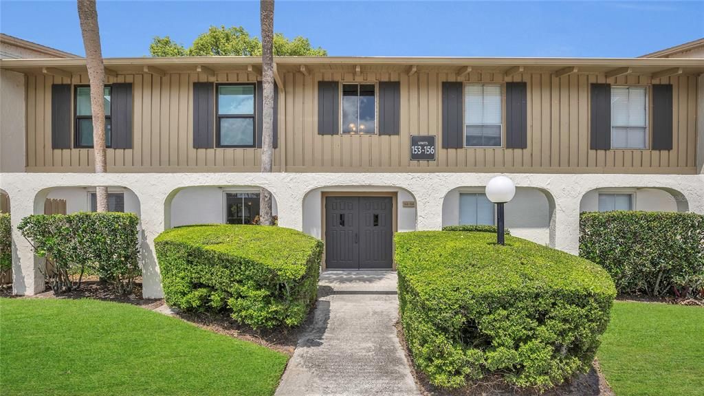 Recently Sold: $200,600 (2 beds, 1 baths, 1026 Square Feet)