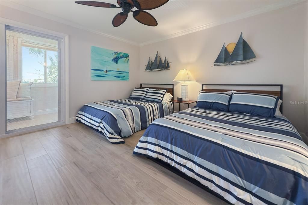 For Sale: $799,900 (2 beds, 2 baths, 1377 Square Feet)