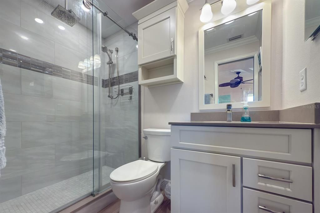 For Sale: $799,900 (2 beds, 2 baths, 1377 Square Feet)