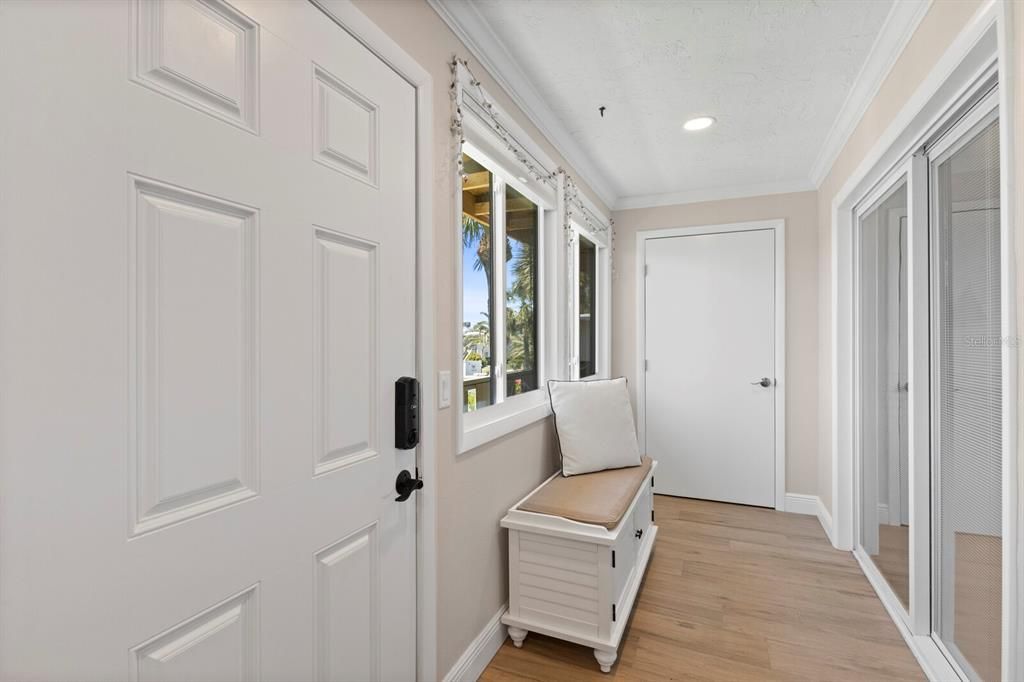 For Sale: $799,900 (2 beds, 2 baths, 1377 Square Feet)