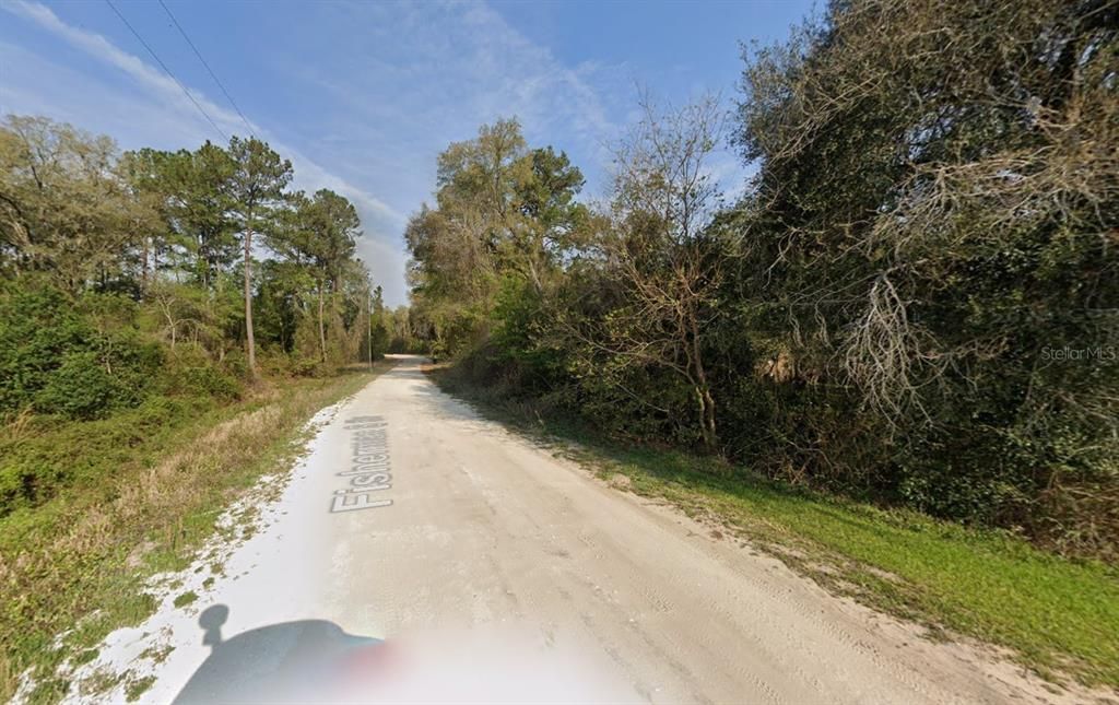 待售: $12,800 (0.55 acres)