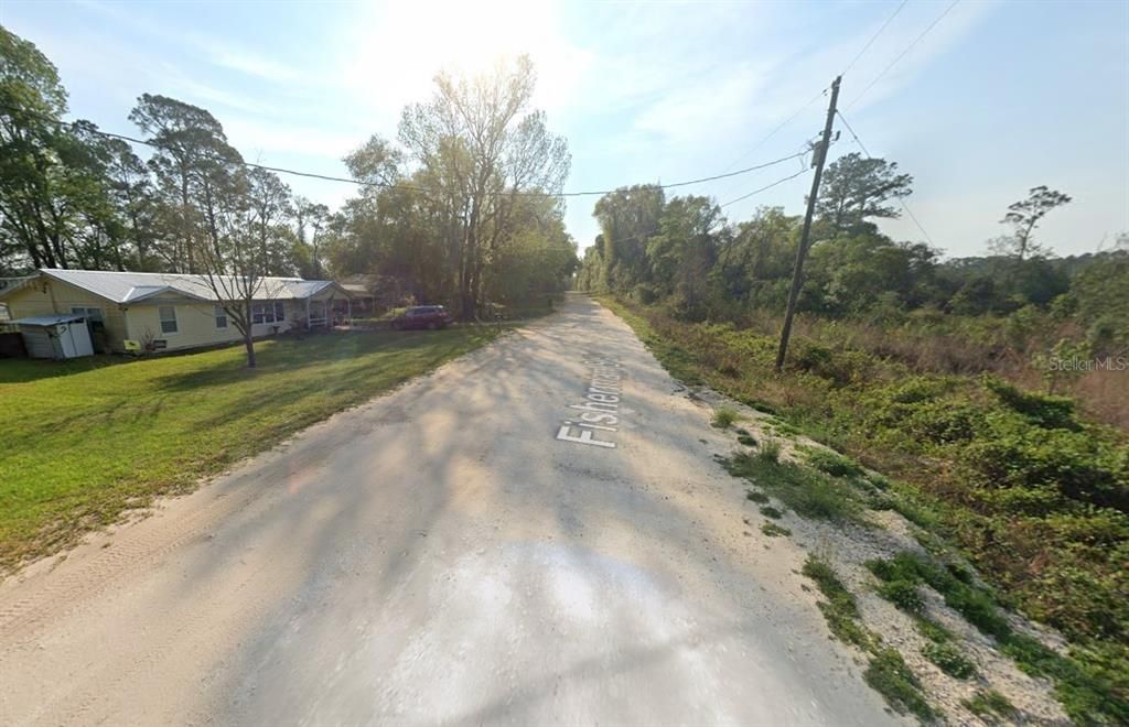 待售: $12,800 (0.55 acres)