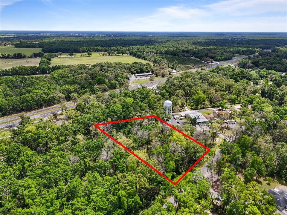 На продажу: $51,000 (2.13 acres)