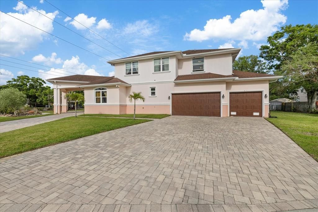 Recently Sold: $1,050,000 (6 beds, 6 baths, 3401 Square Feet)