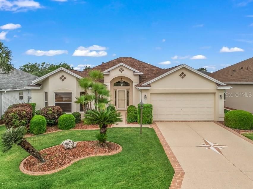 Vendido Recientemente: $425,000 (3 camas, 2 baños, 2004 Pies cuadrados)