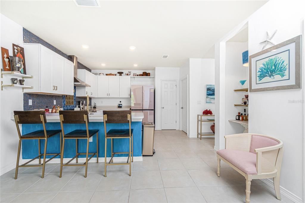 For Sale: $279,900 (2 beds, 2 baths, 1516 Square Feet)