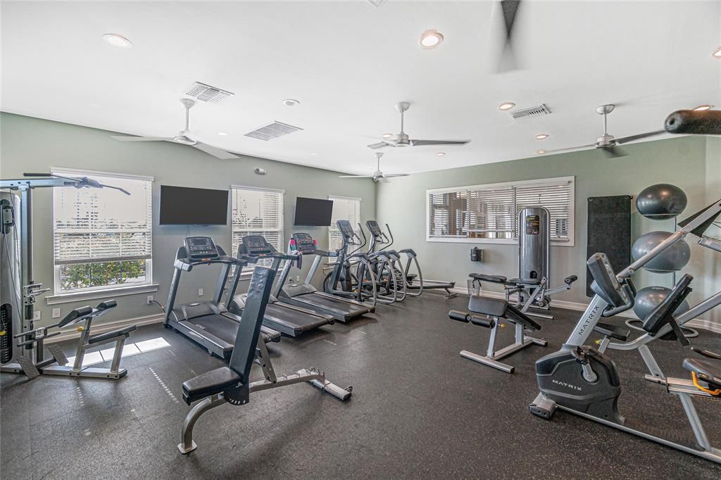 For Sale: $279,900 (2 beds, 2 baths, 1516 Square Feet)