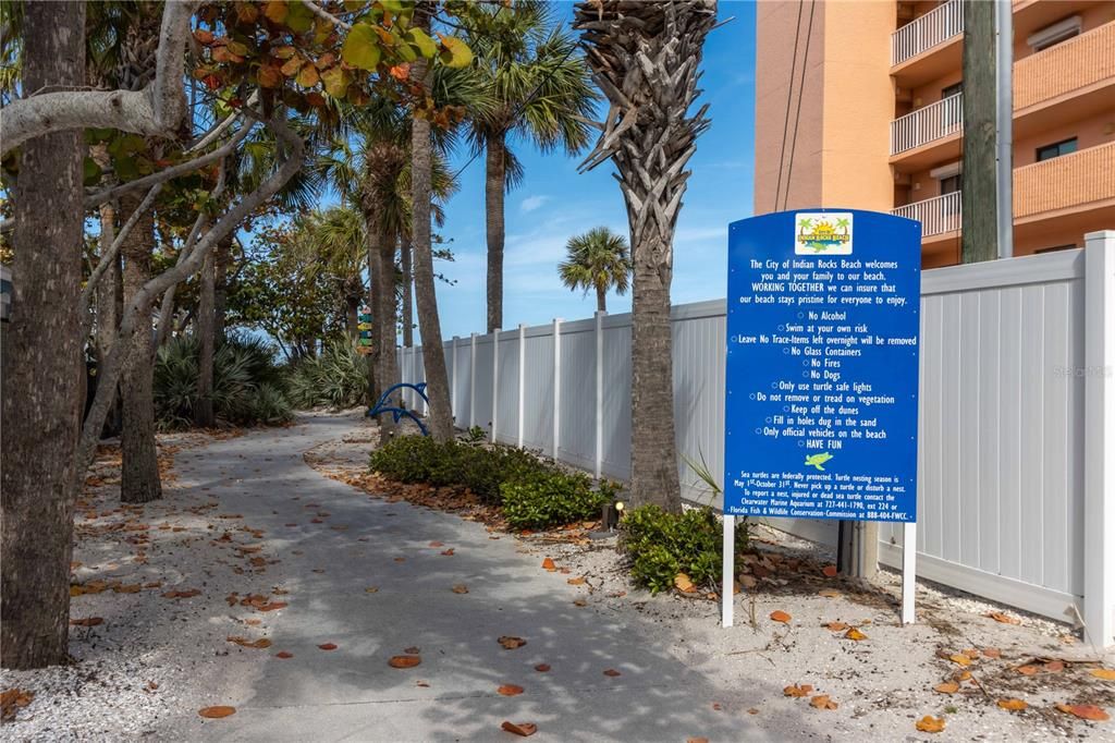 For Sale: $485,000 (2 beds, 1 baths, 936 Square Feet)