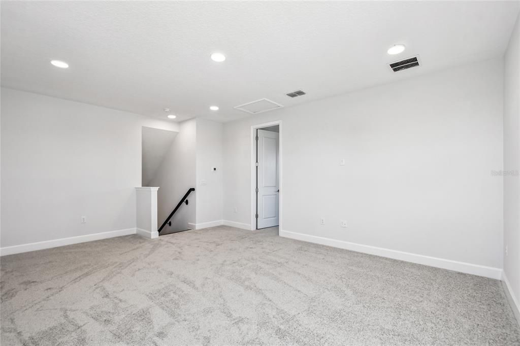 For Sale: $661,990 (5 beds, 4 baths, 3006 Square Feet)