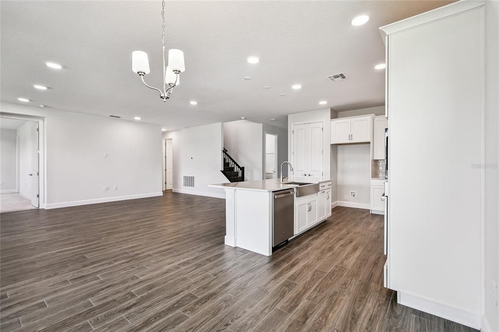 For Sale: $661,990 (5 beds, 4 baths, 3006 Square Feet)