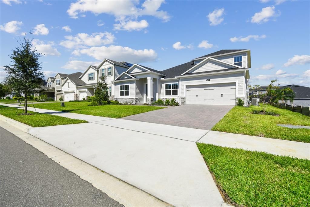 For Sale: $661,990 (5 beds, 4 baths, 3006 Square Feet)