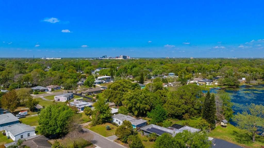 На продажу: $495,000 (0.36 acres)