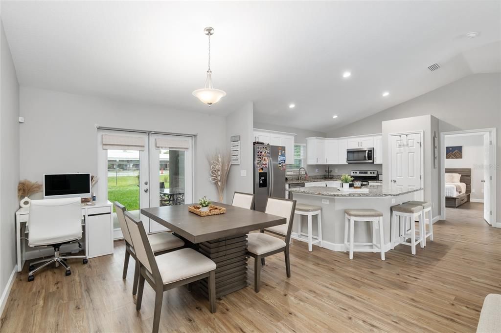 For Sale: $259,900 (3 beds, 2 baths, 1471 Square Feet)