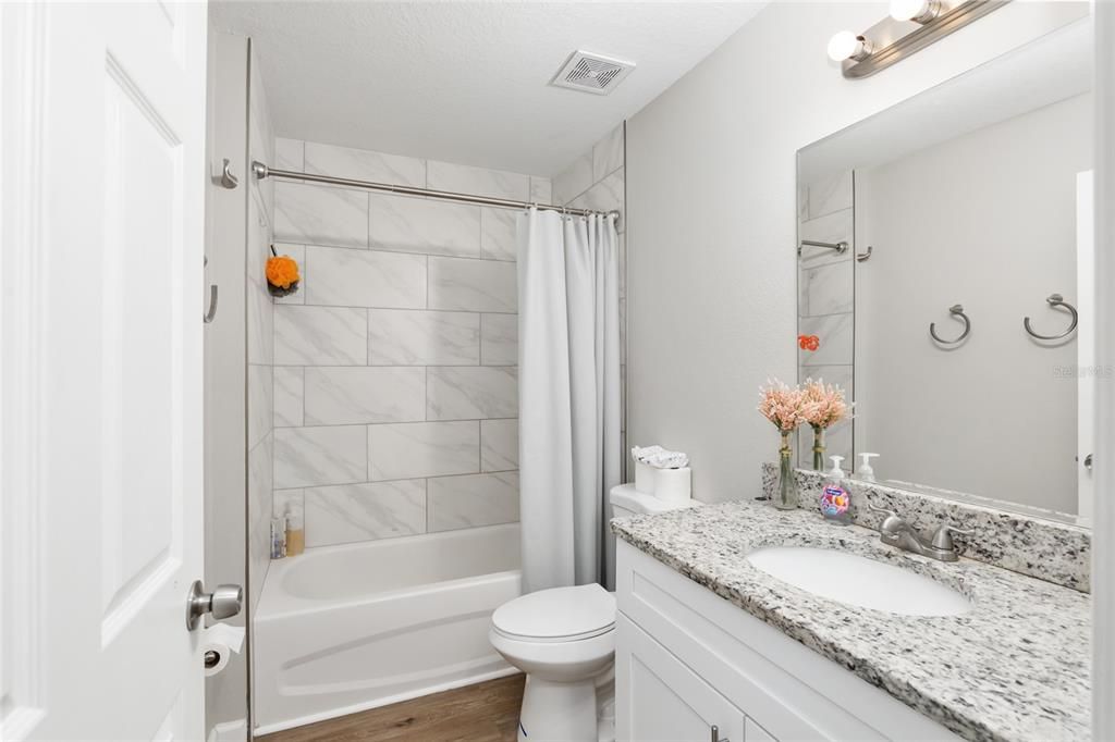 For Sale: $259,900 (3 beds, 2 baths, 1471 Square Feet)