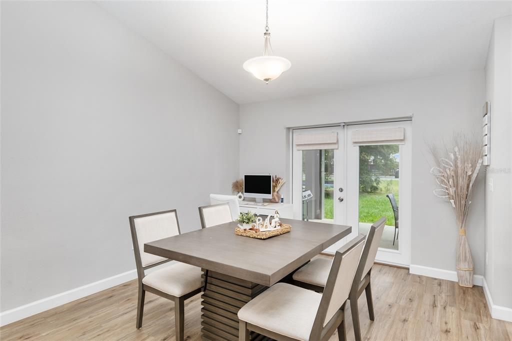 For Sale: $259,900 (3 beds, 2 baths, 1471 Square Feet)