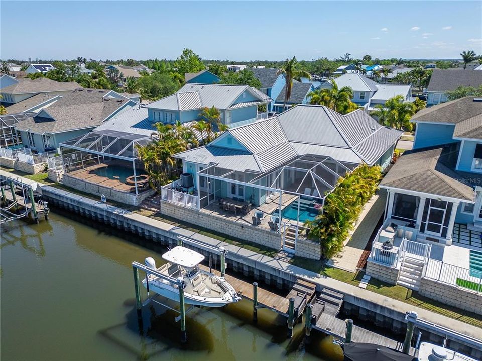 合同活跃: $865,000 (3 贝兹, 2 浴室, 1977 平方英尺)