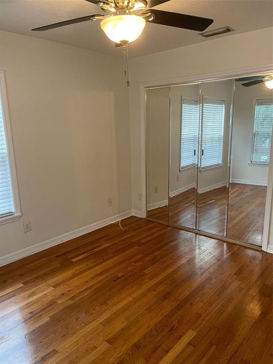 Active With Contract: $2,325 (3 beds, 1 baths, 1083 Square Feet)