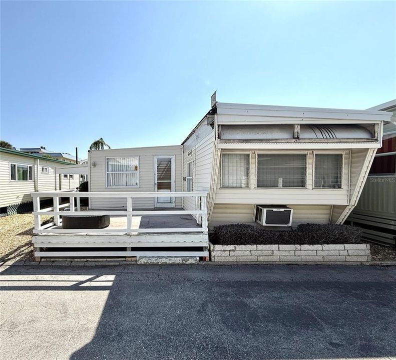 Recently Sold: $90,000 (2 beds, 2 baths, 852 Square Feet)