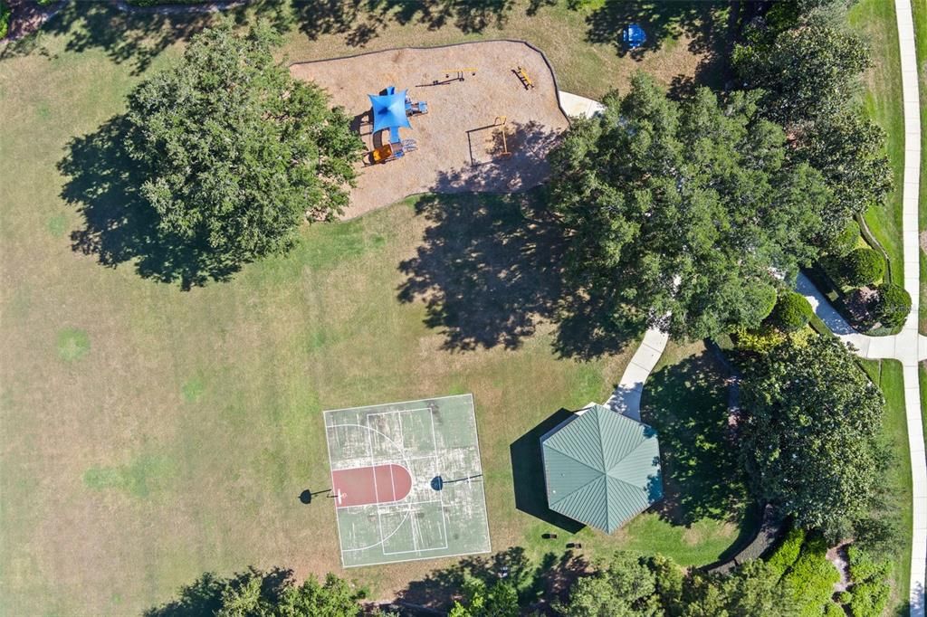 Active With Contract: $949,000 (4 beds, 3 baths, 3024 Square Feet)