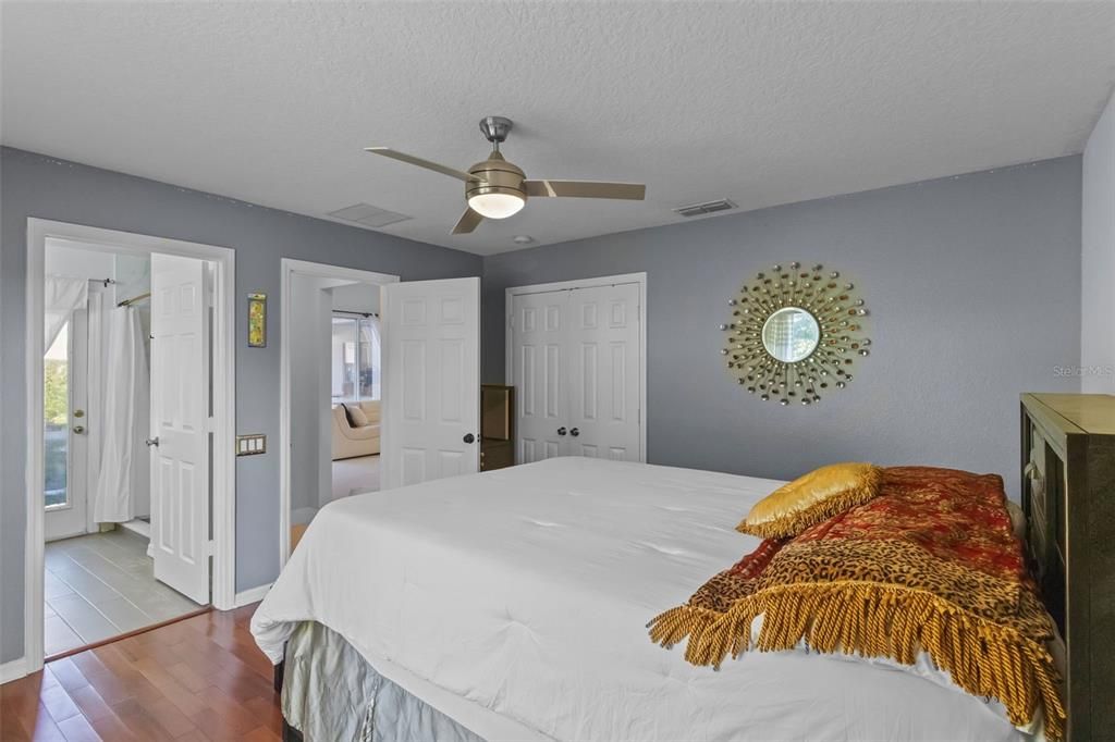 Active With Contract: $949,000 (4 beds, 3 baths, 3024 Square Feet)