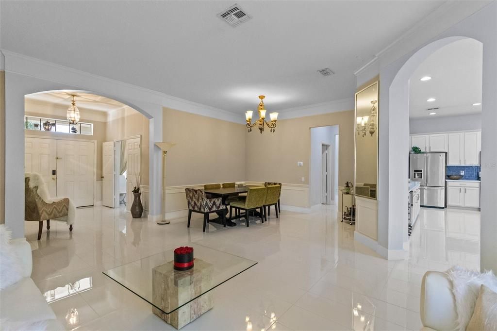 Active With Contract: $949,000 (4 beds, 3 baths, 3024 Square Feet)