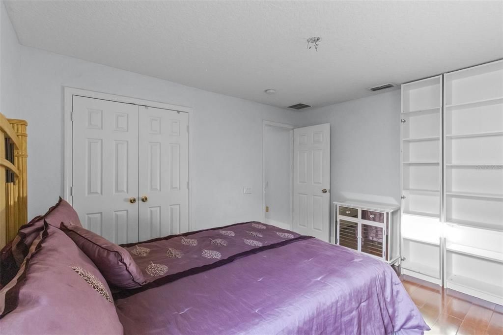 Active With Contract: $949,000 (4 beds, 3 baths, 3024 Square Feet)