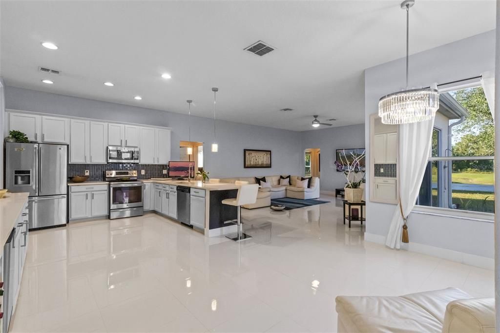 Active With Contract: $949,000 (4 beds, 3 baths, 3024 Square Feet)