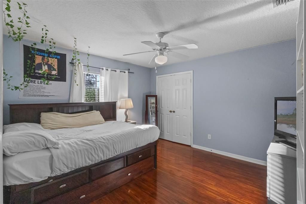 Active With Contract: $949,000 (4 beds, 3 baths, 3024 Square Feet)