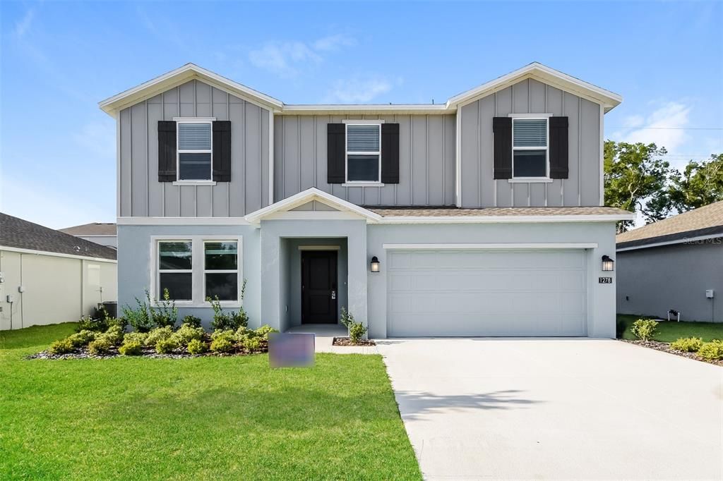 Recently Rented: $2,645 (5 beds, 3 baths, 2754 Square Feet)